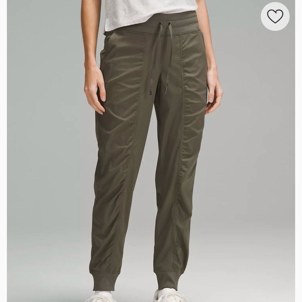 NWOT Lululemon dance studio joggers
